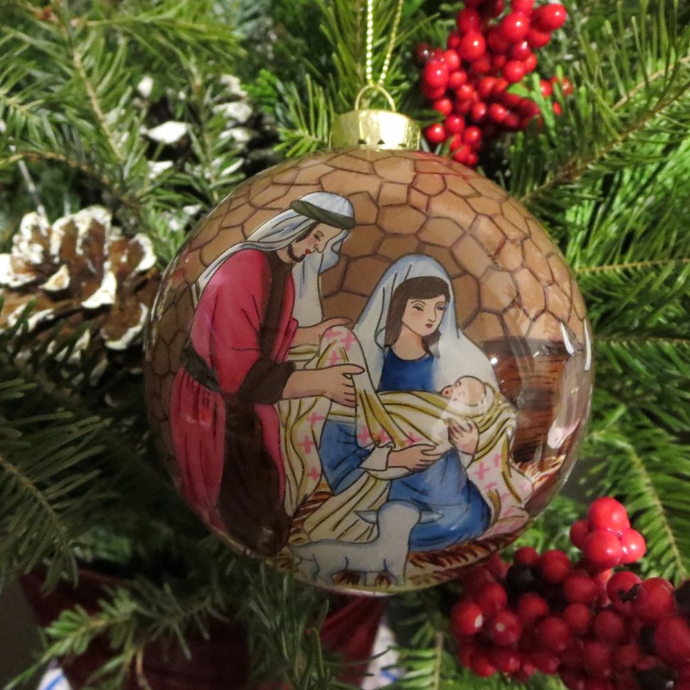 New Christmas Tree Glass Ball Painted Ornament Holiday Collection